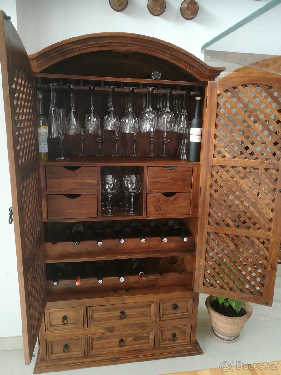 Vinotéka rustikální - 3