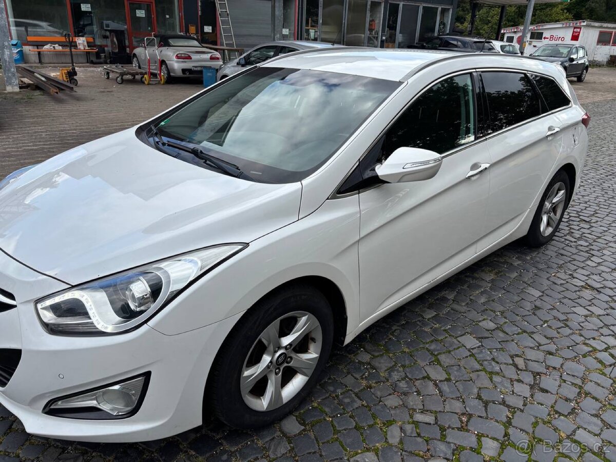 Hyundai i40 - 3