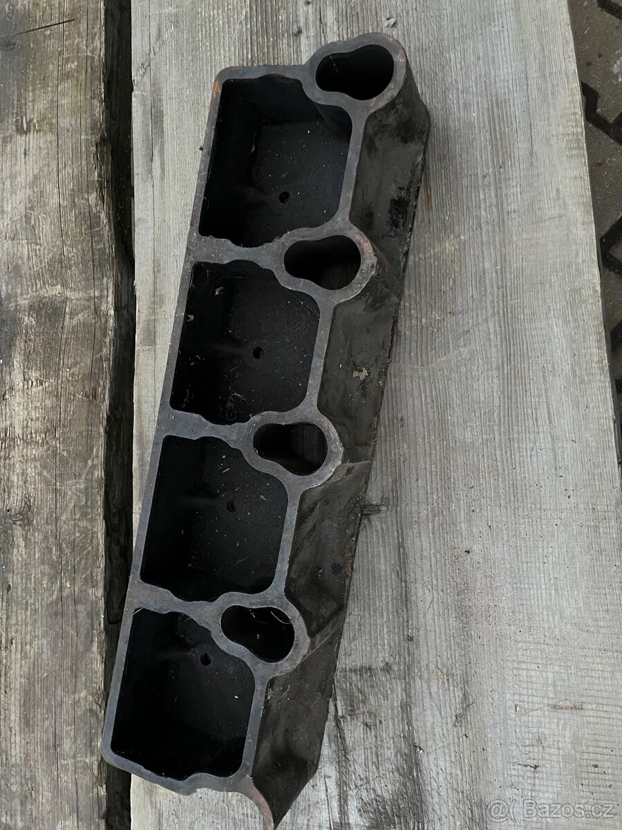 Zetor 35,50 Super kryt rozvodu ventilů - 3
