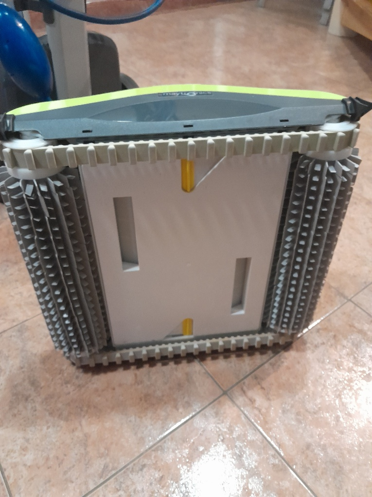 Vysavač bazénový - 3