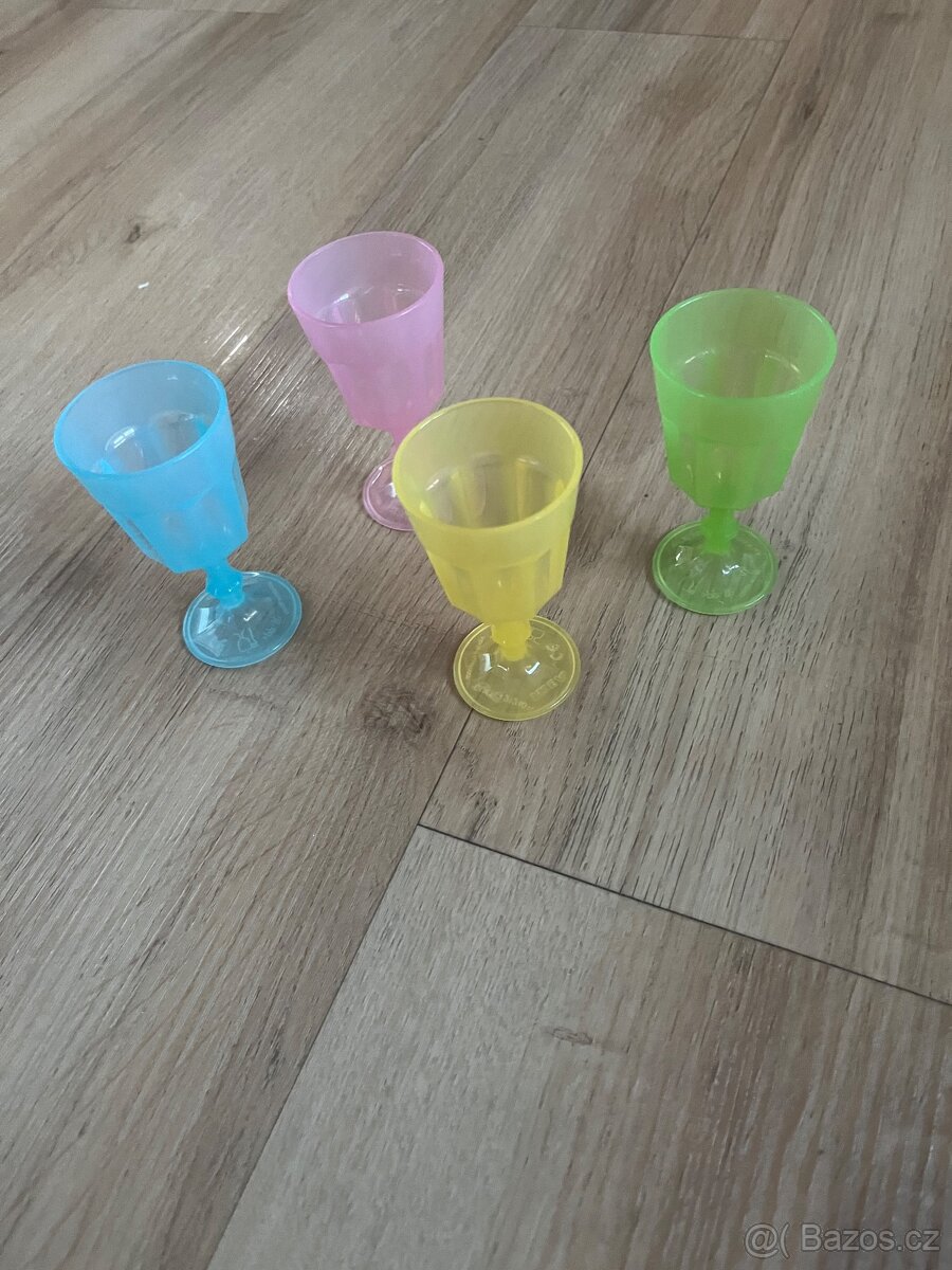 Sada sklenic na hraní IKEA. - 3