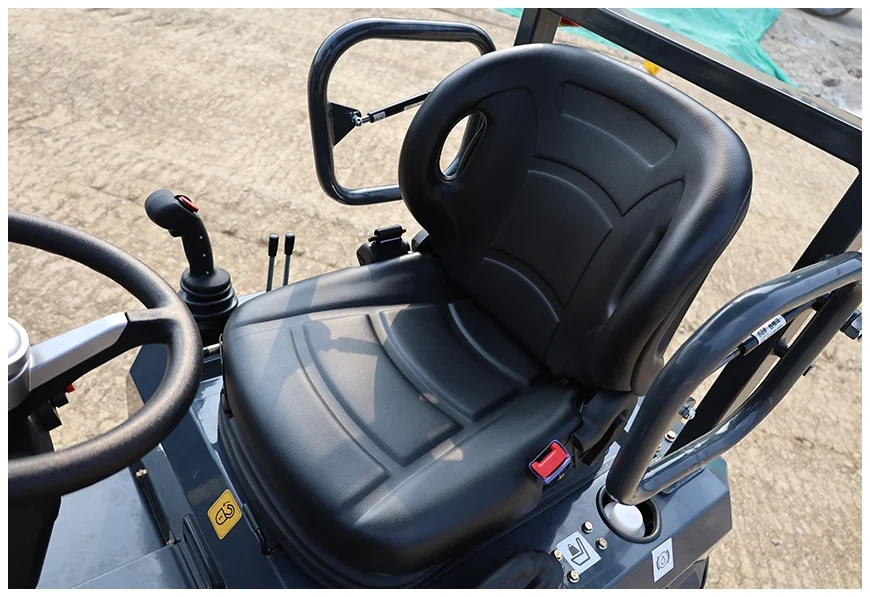 Kolový nakladač RIPPA RL06 - 3