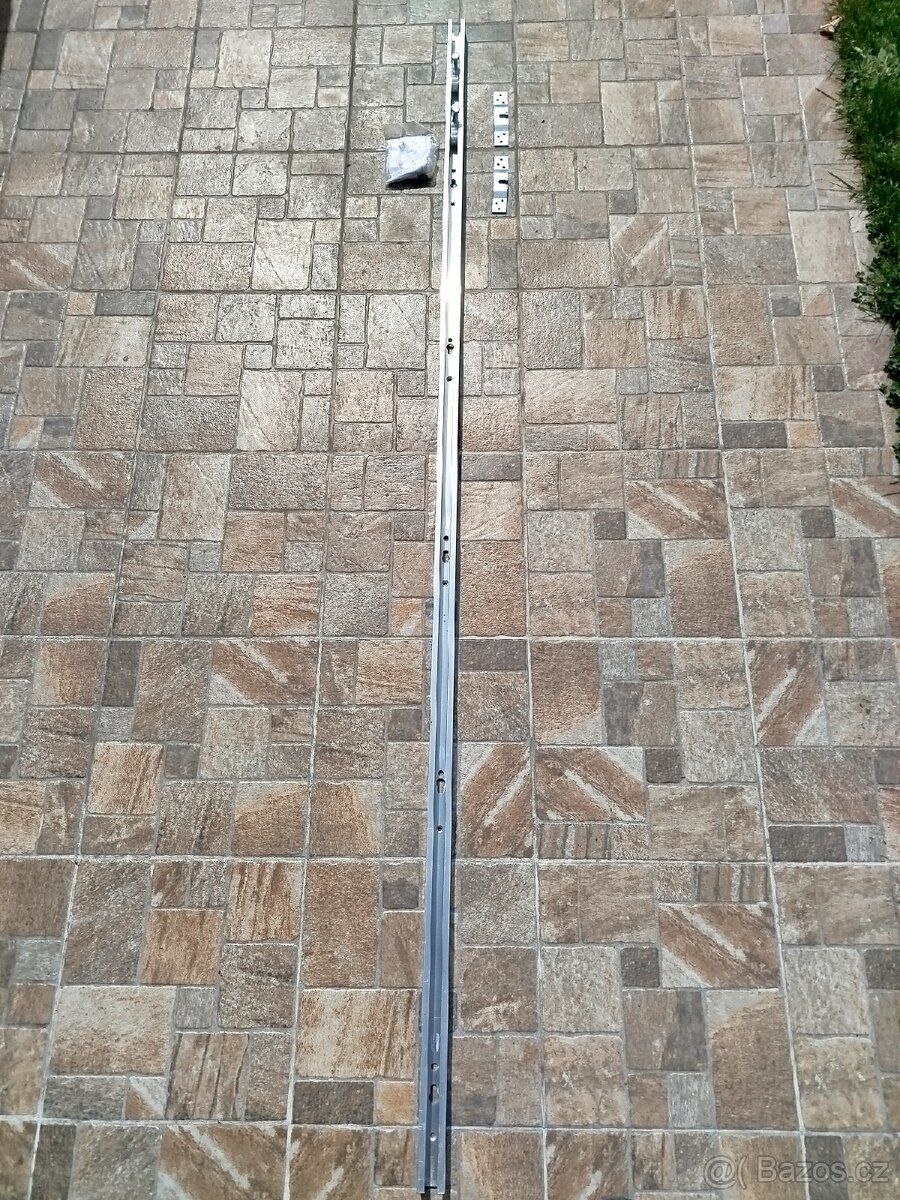 Posuvné dveře + pojezd - 3