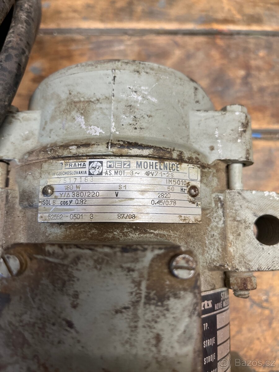 Vibrační elektromotor Stavostroj - 3