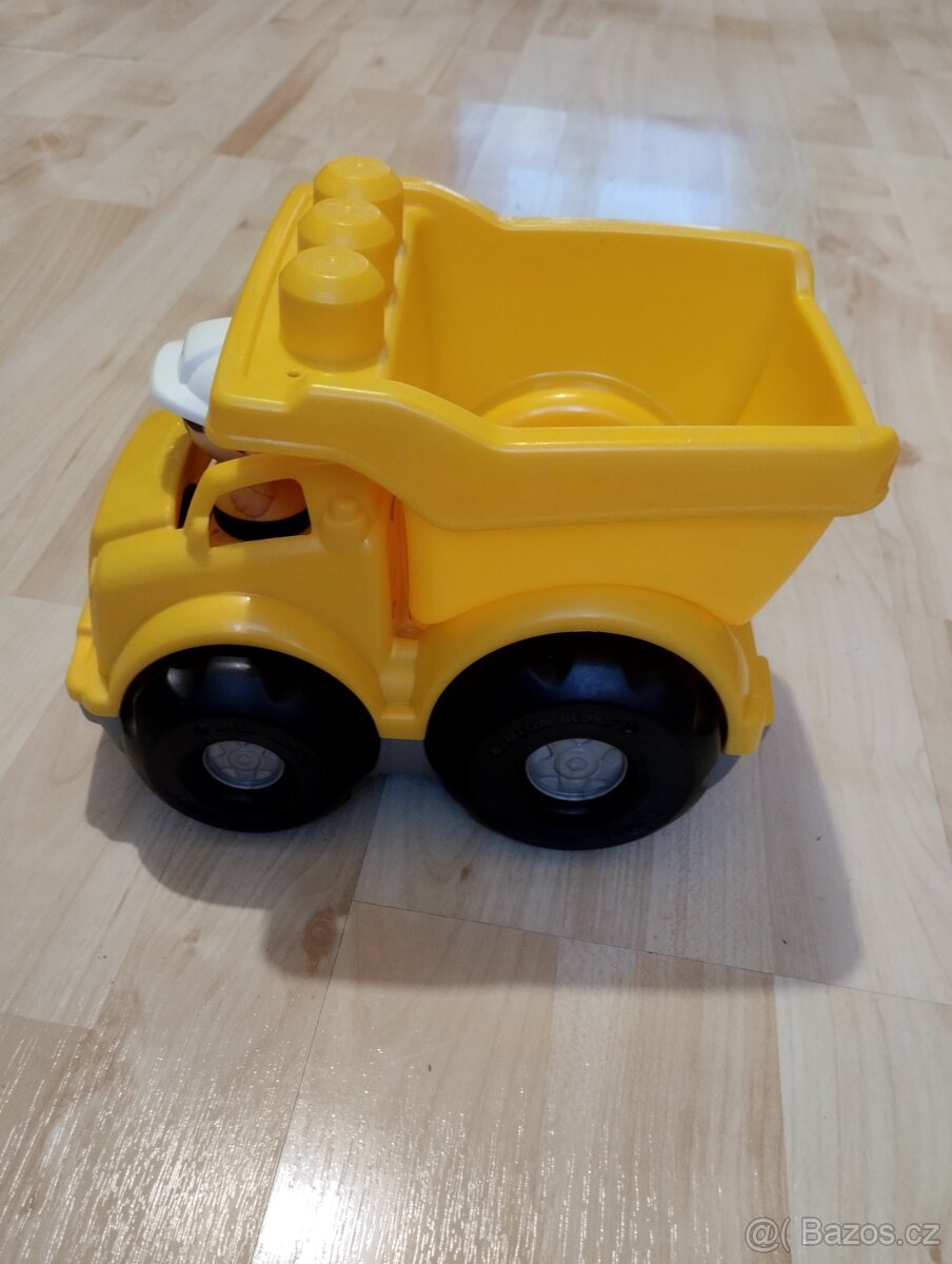 Nákladní auto CAT - 3