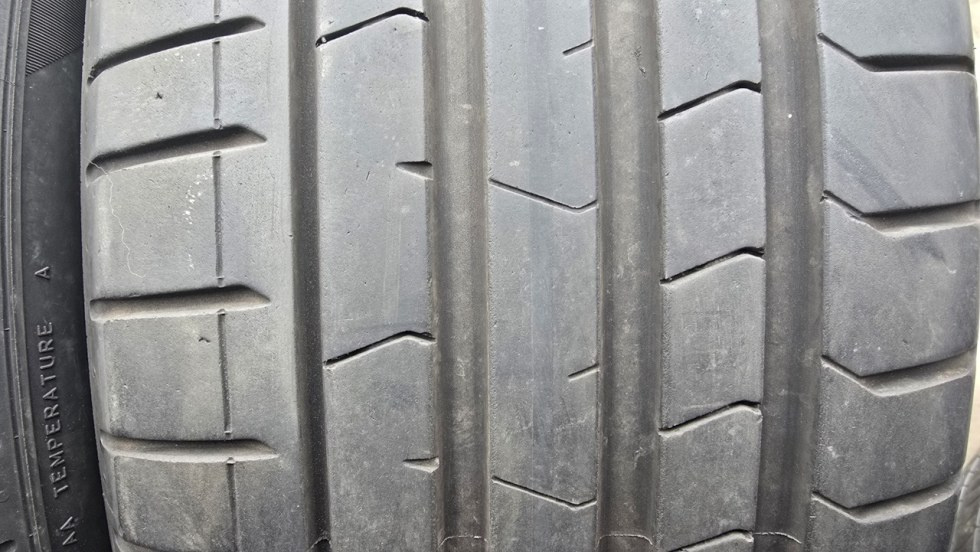 Letní pneu 235/45/20 Pirelli - 3