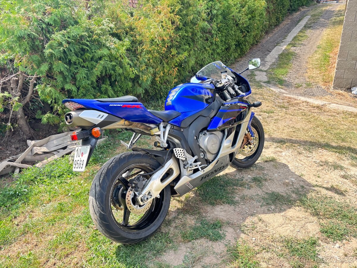 Honda CBR 1000 Fireblade 2005 - 3