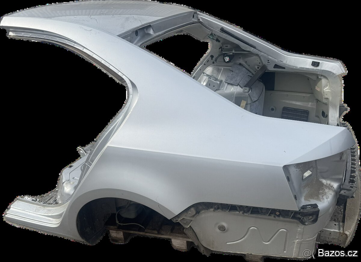 Prodám zadní výřez Octavia 3 - 3