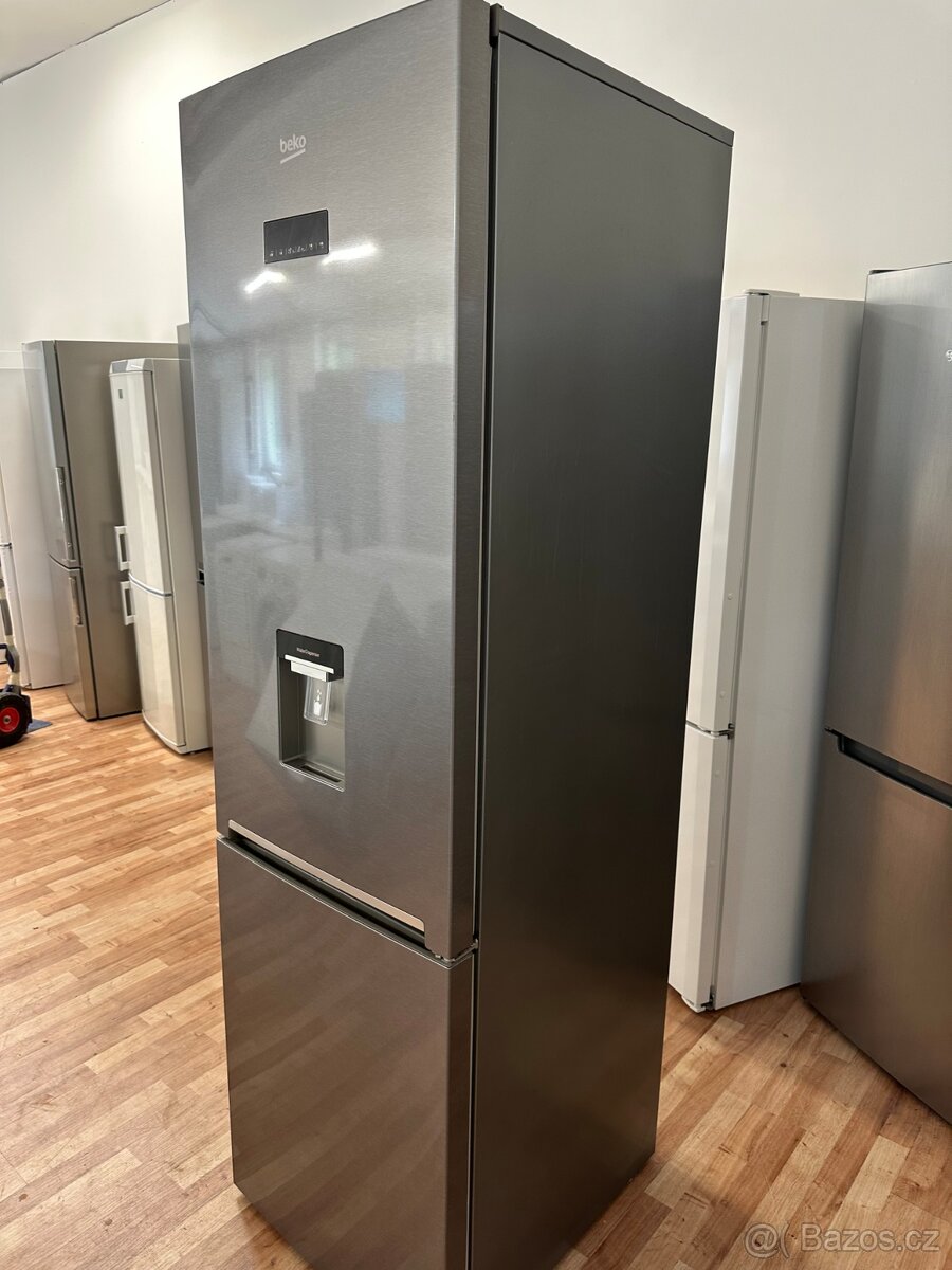Lednice s mrazákem Beko (243) - 3