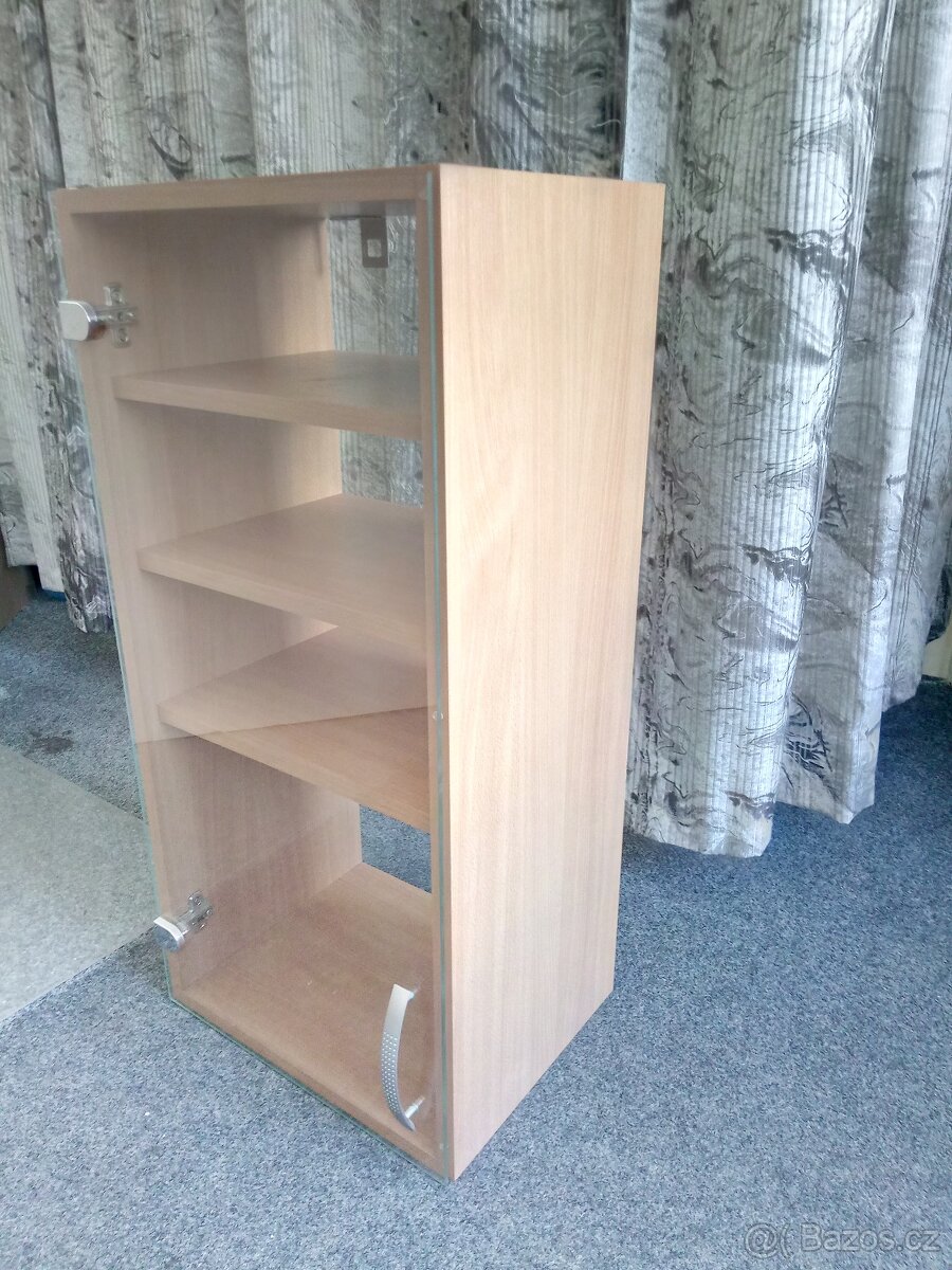 Skříňka - vitrína závěsná policová bez zámku - 3