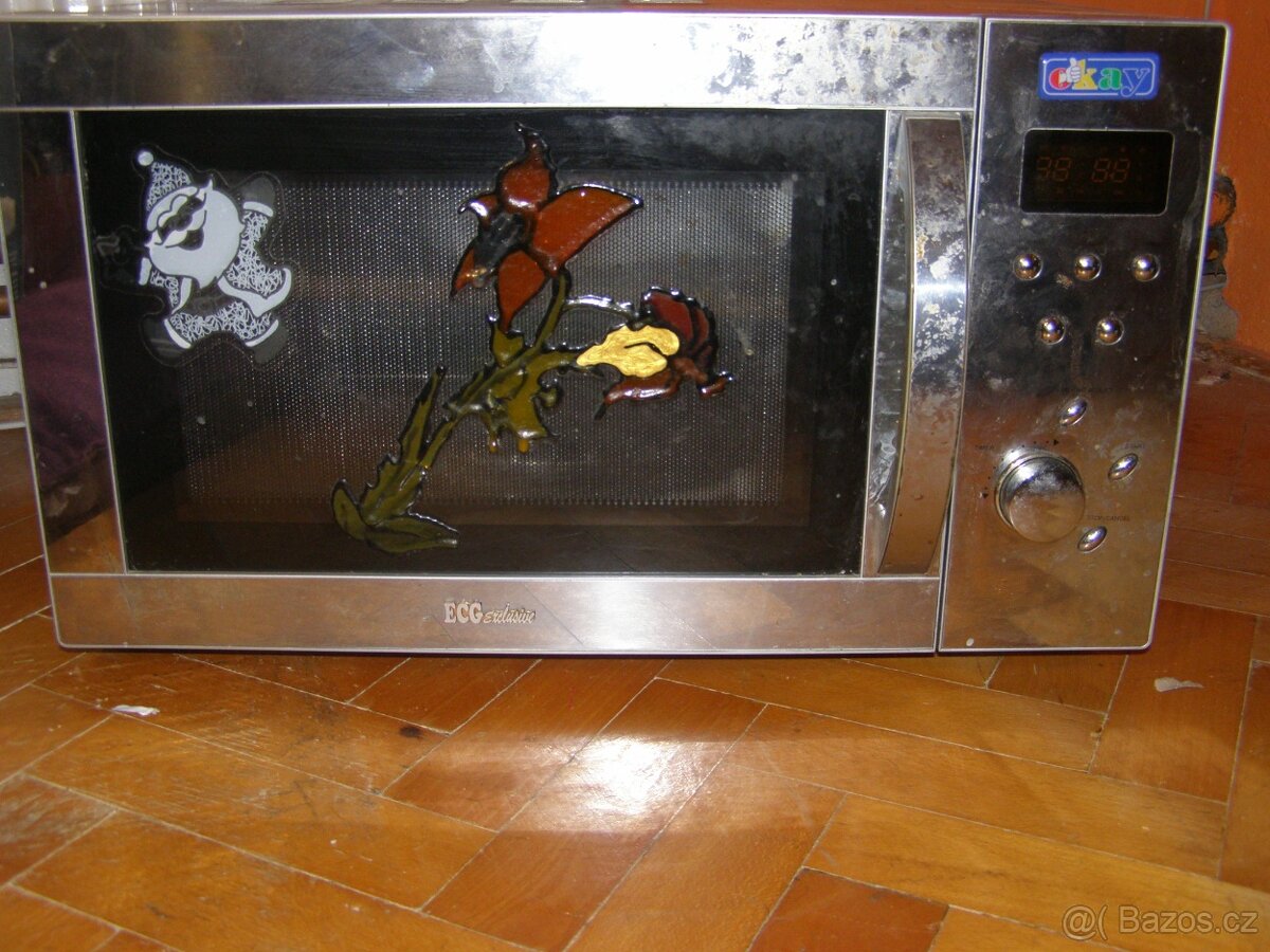PRODÁM MIKROVLNKU ECG - 3