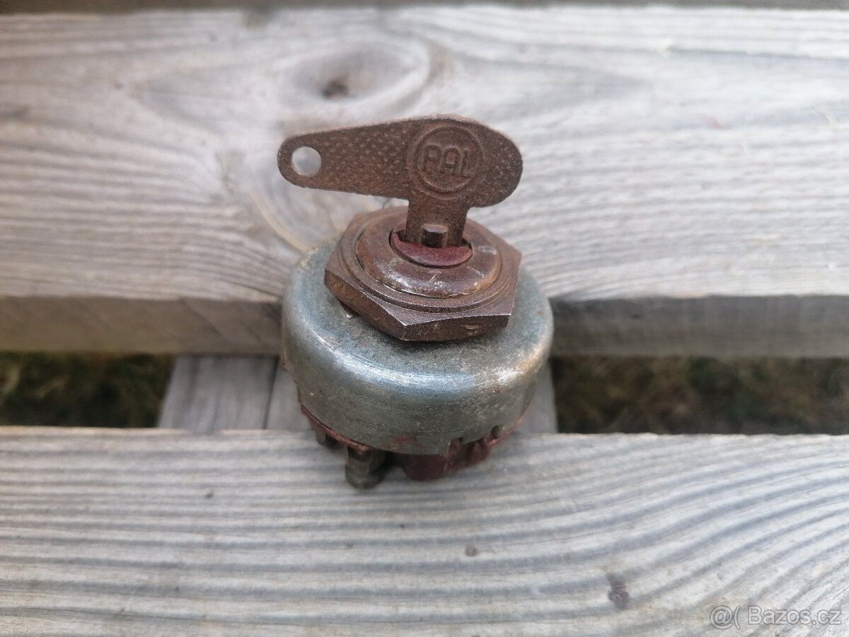 Spínacia skrinka s kľučom na Jawa, CZ, 350, 250, 175, 125 - 3