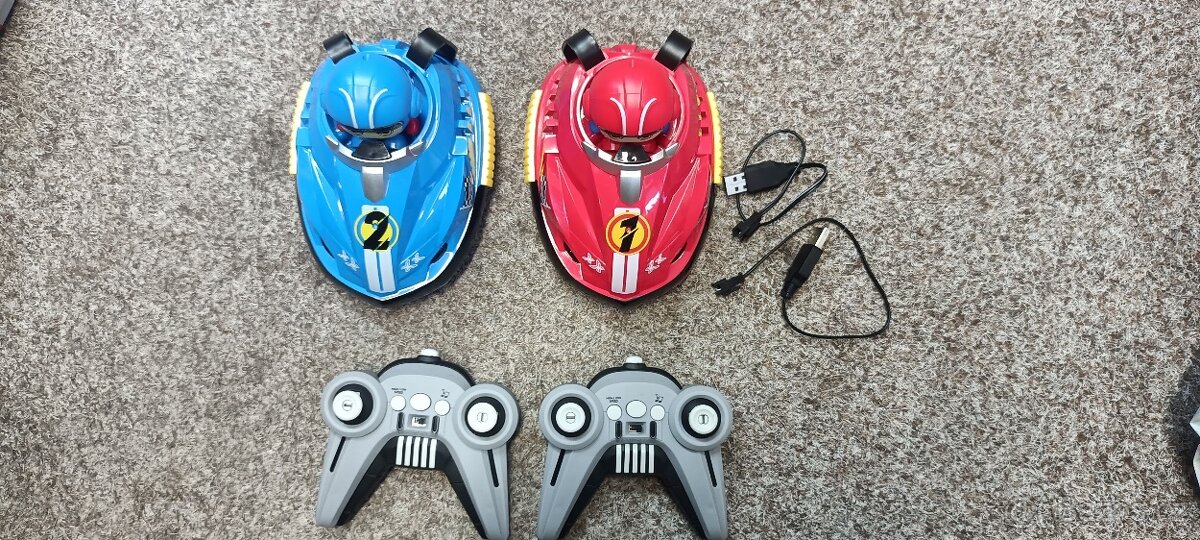 Holyton 2 Pack Remote Control Bumper Cars 1 vs 1 - 3