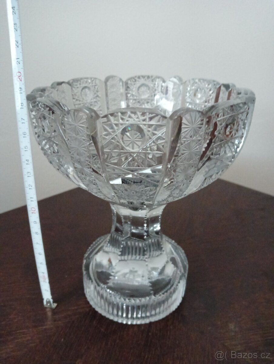 Broušená mísa na stopce - 3