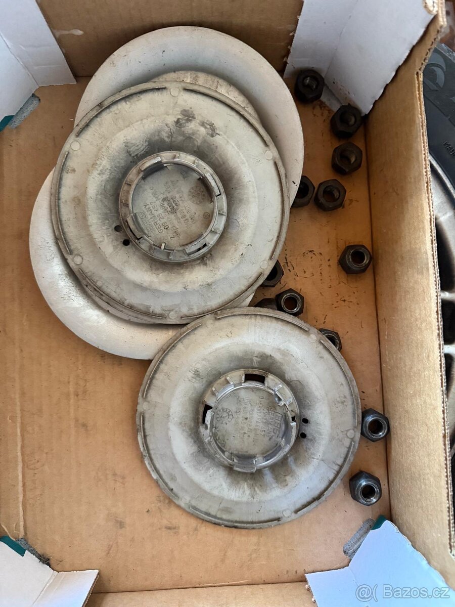 4x kolo s letní pneu Matador 195/60/R15/H - 3