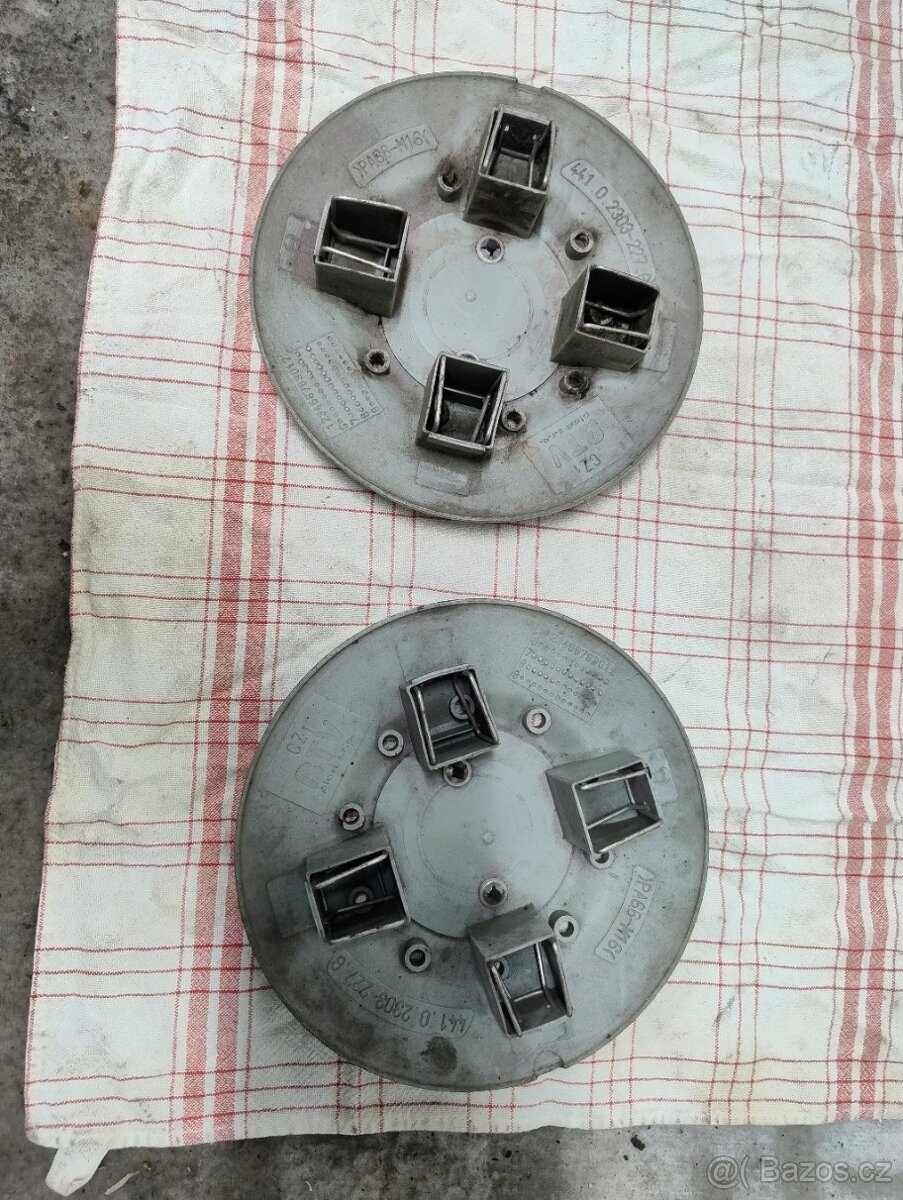 POKLICE ŠKODA FELICIE - 3