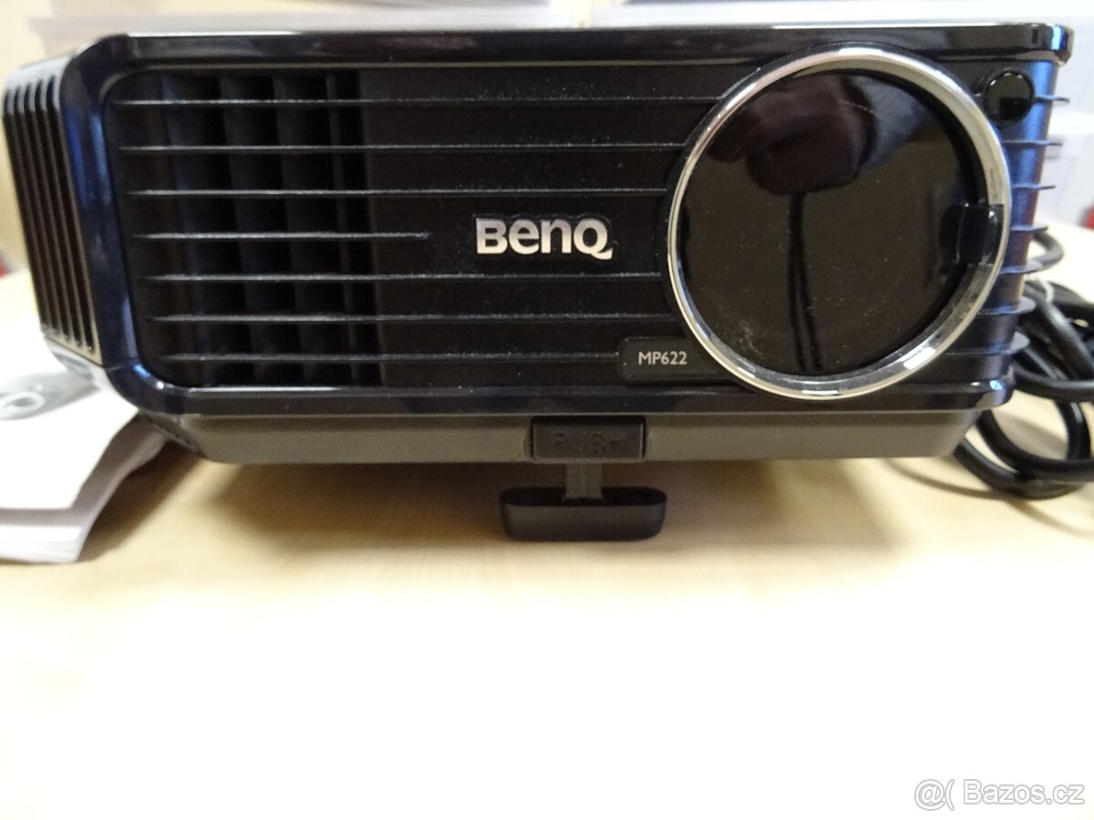 Datový projektor BenQ MP622 - 3