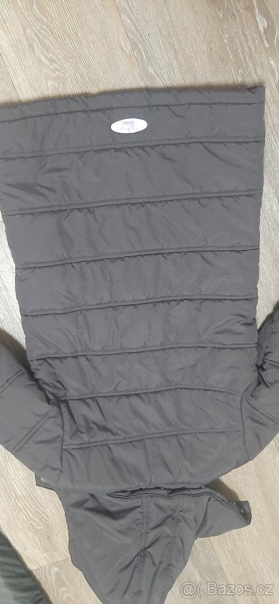 Dívčí zimní kabátek 122/128 - 3