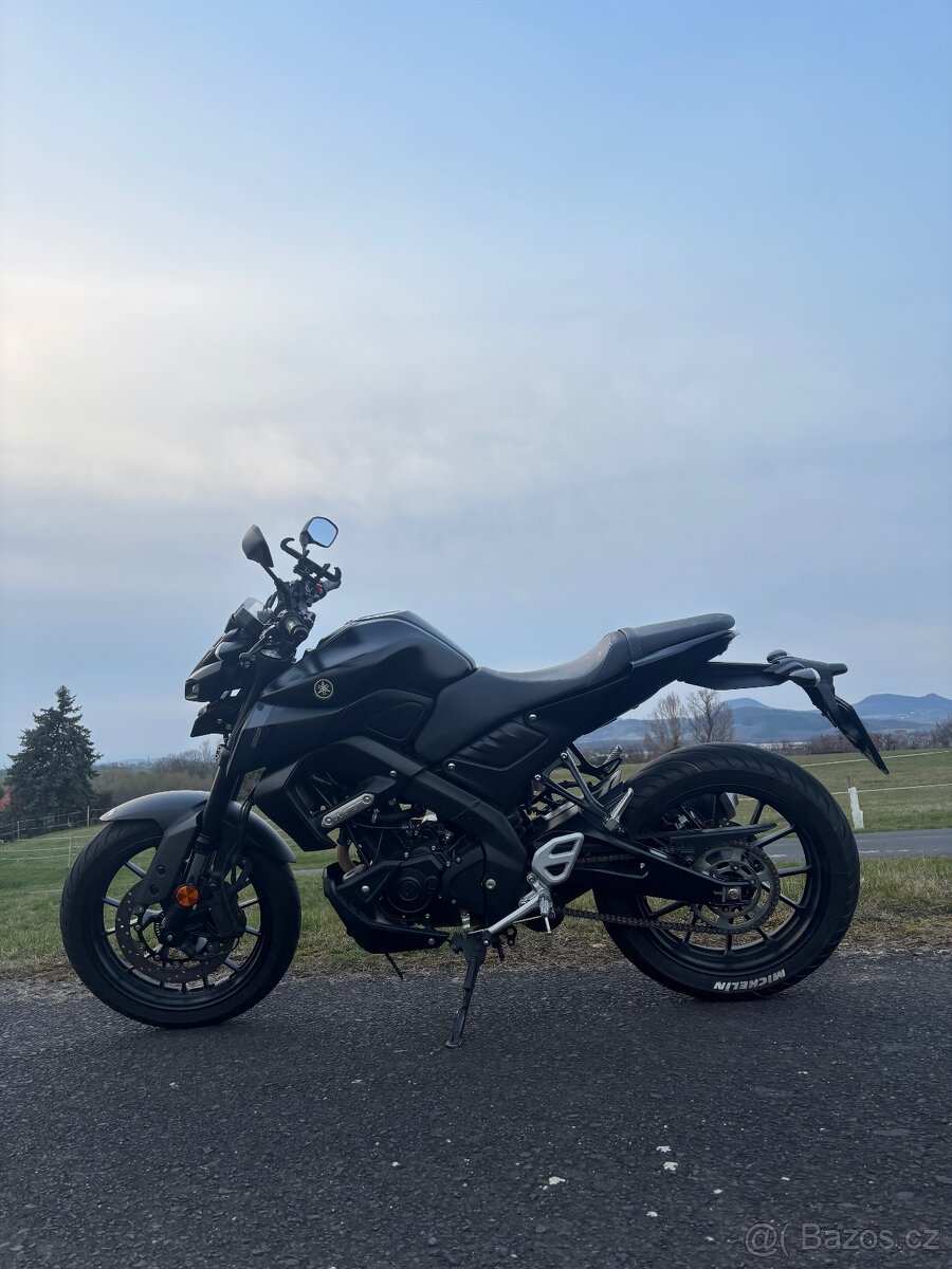 Yamaha mt 125 - 3