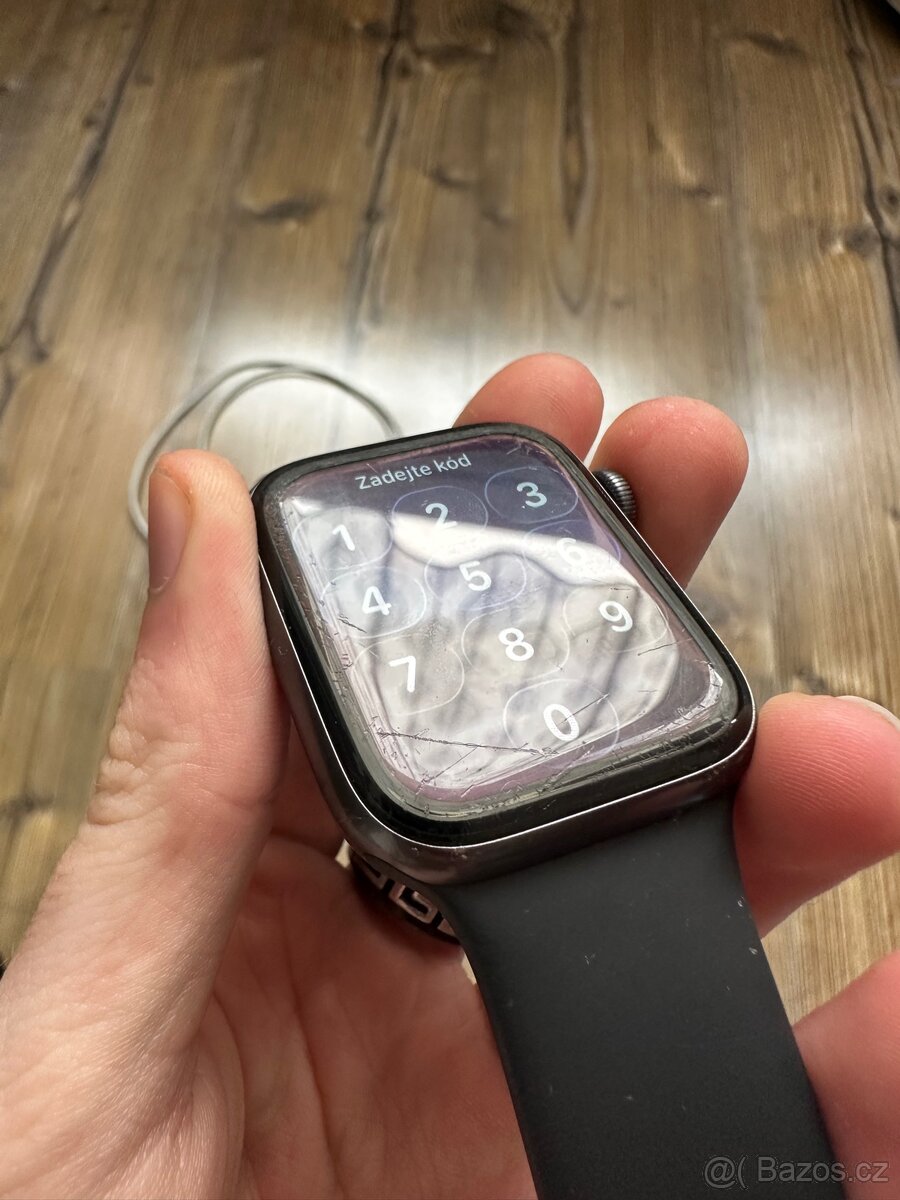 Apple watch series 6 - 3