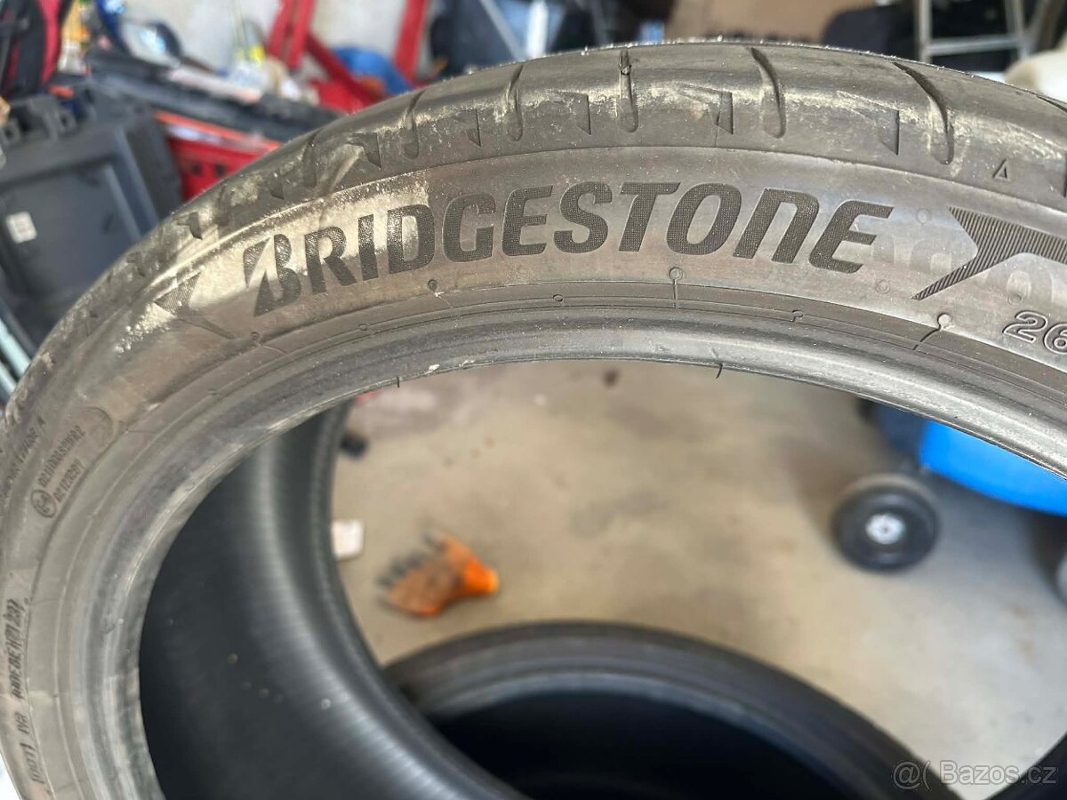 Pneu 265/35/21 Bridgestone - 3