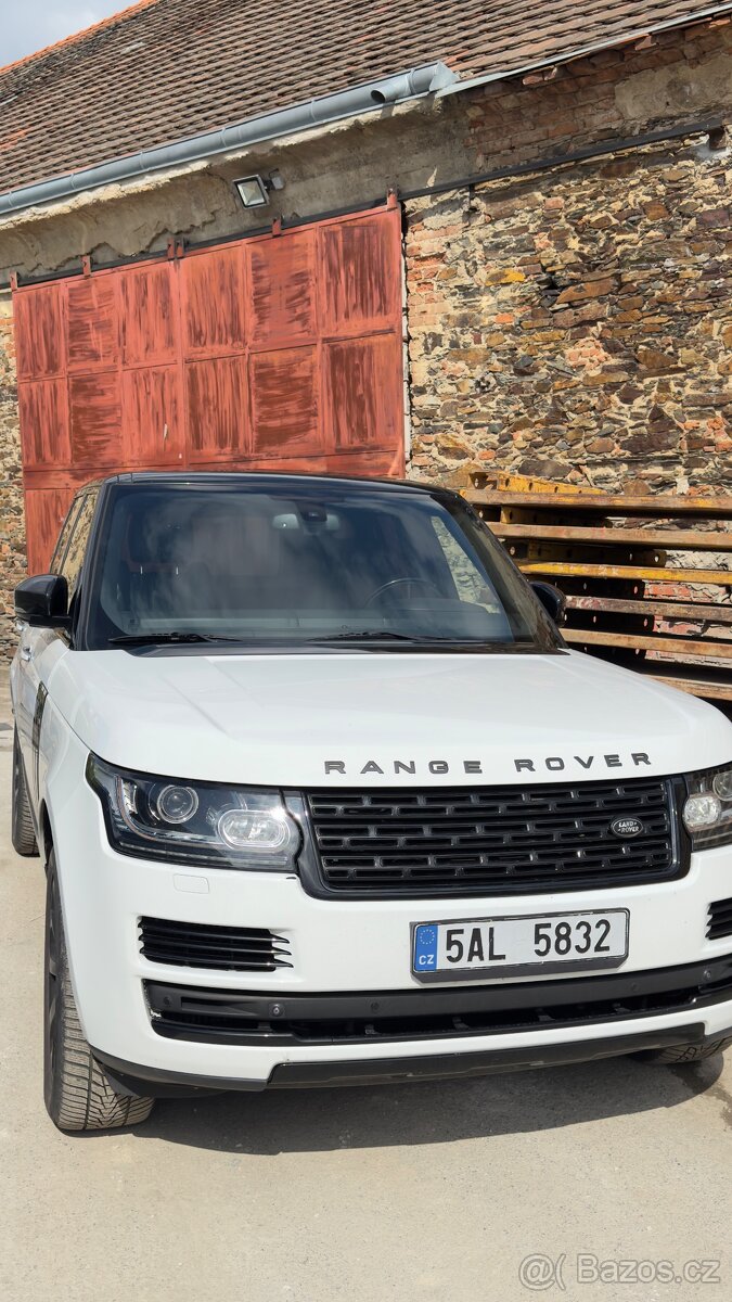 Range Rover 4.4 SDV8 (2013) | 197 300 km | Automat