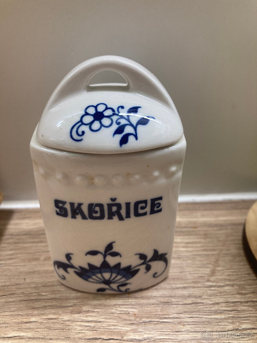 staré retro kořenky + dozy na potraviny+solnička - 3