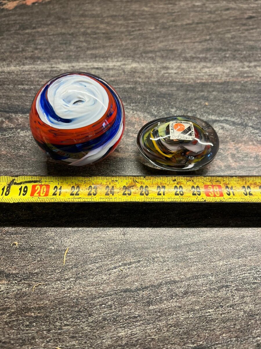 Skleněná těžítka - hutní sklo - 3