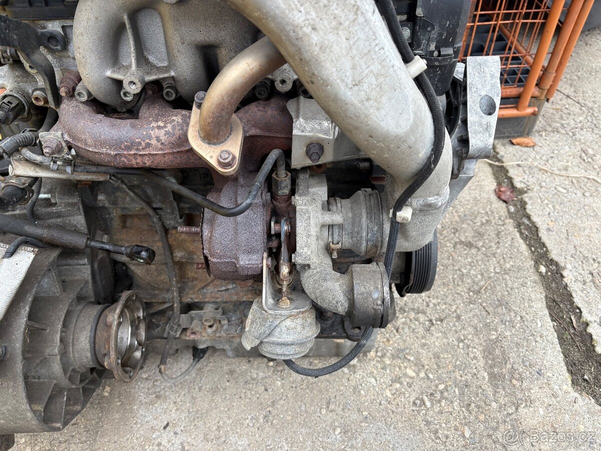 Kompletní motor 1.9 TDI 96KW ASZ - 3