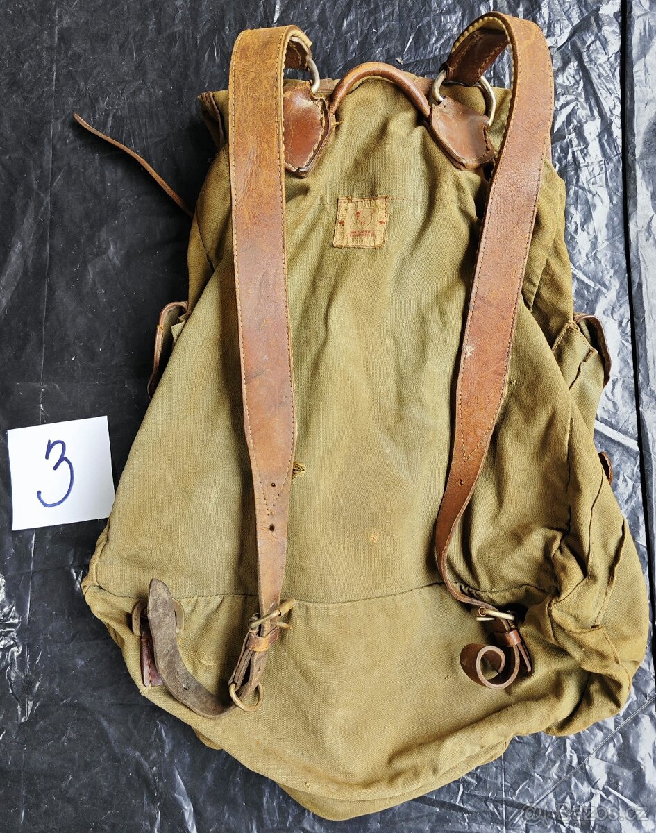 Staré trampské batohy, sumky a somradlo - 3