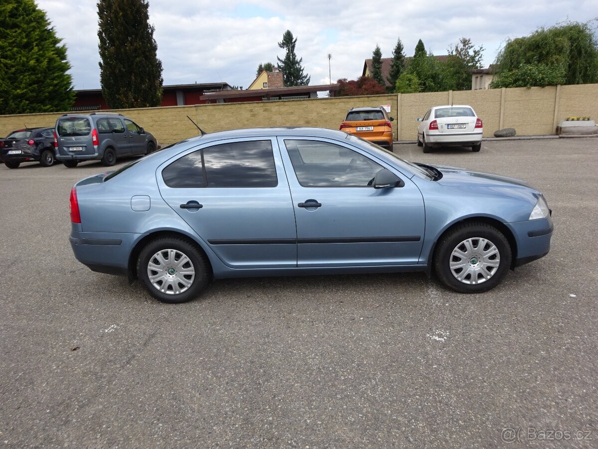 Škoda Octavia 1.6 MPI r.v.2011 (75 kw) serviska - 3