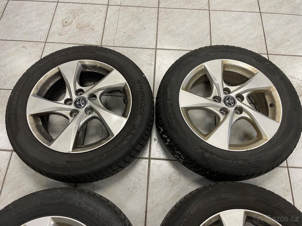 ALU DISKY TOYOTA - 5x114,3. 215/60 R17 - 3