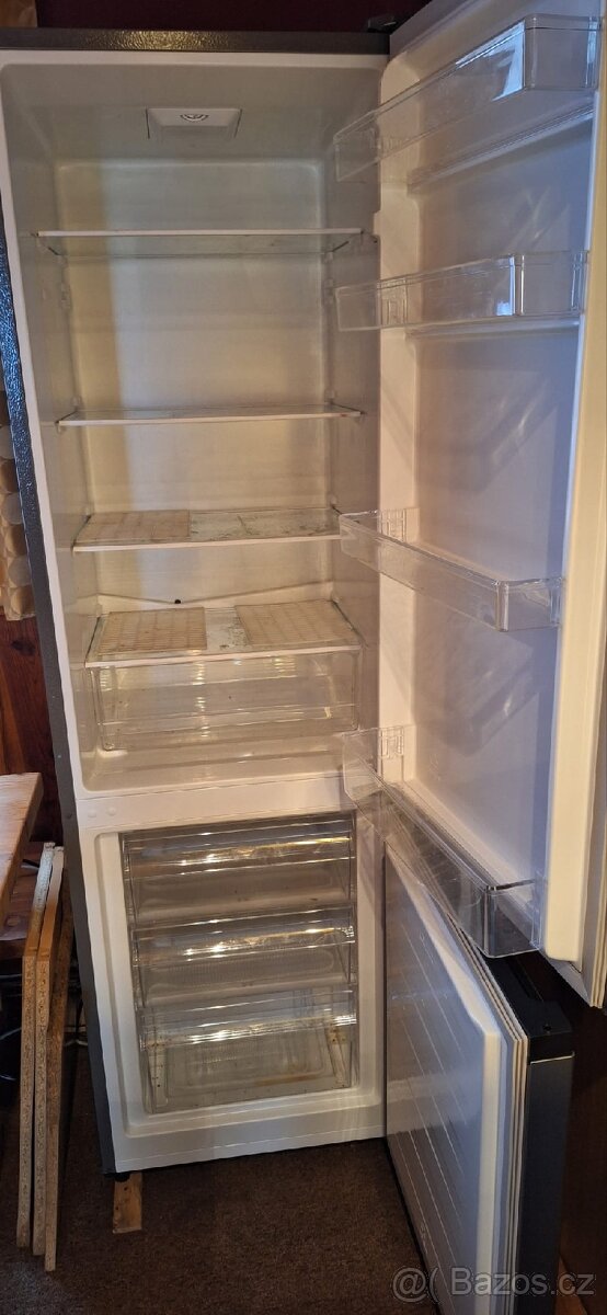 Chladnička s mrazákem, samoodmrazování - 3