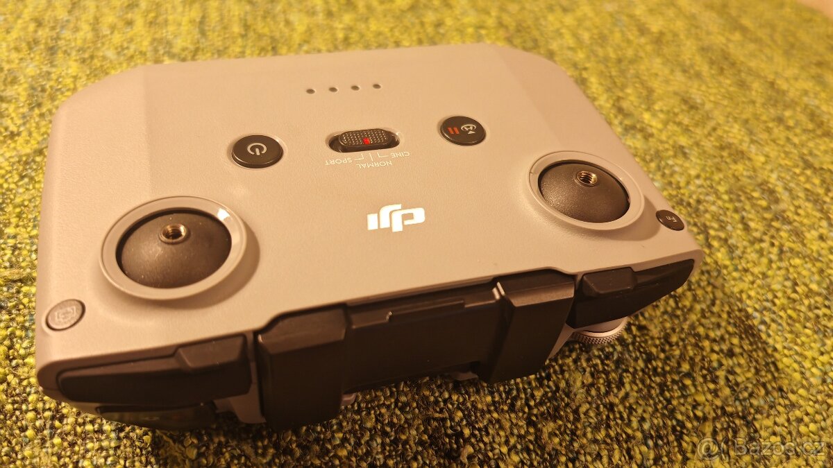 Dron dji mini 2 fly combo - 3