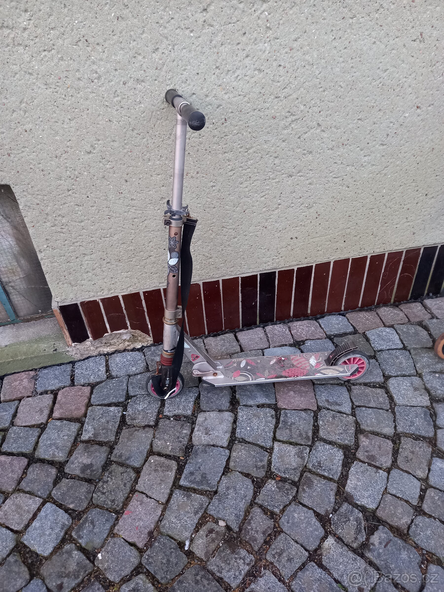 dětská koloběžka - 3