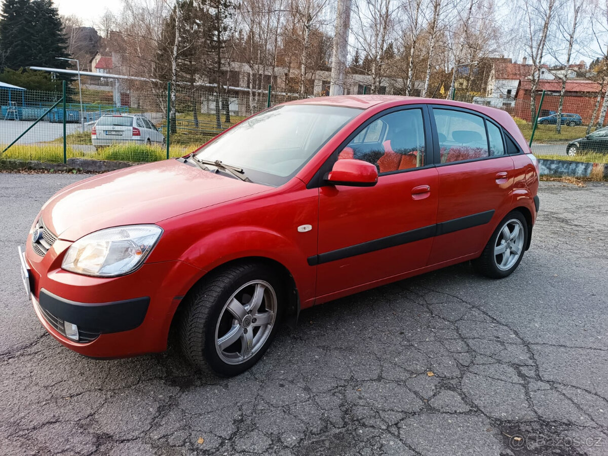 Kia Rio, 1.4 benzin, 2009 - 3