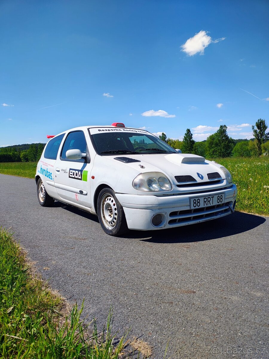 Renault clio 1.4 16v - 3