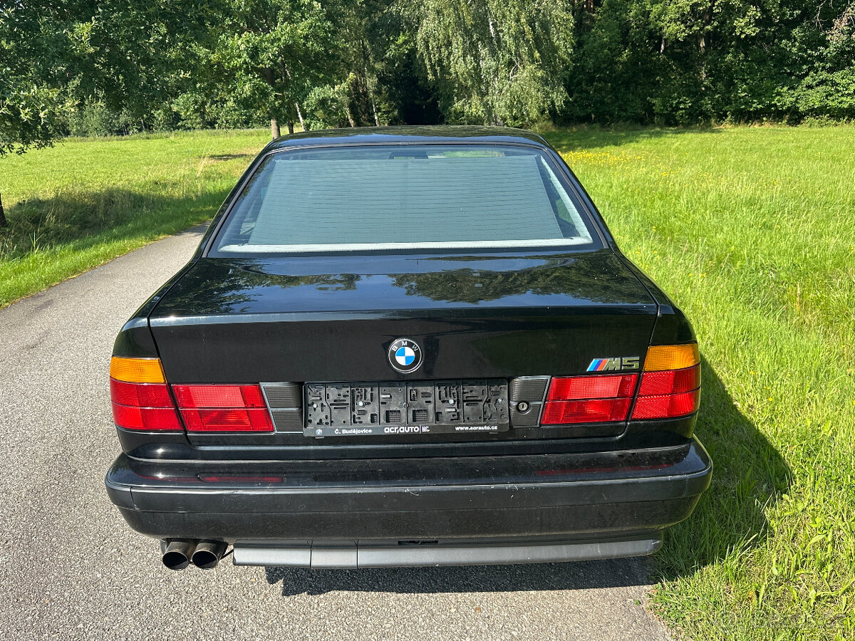 BMW M5 E34 3.6 L r.v. 1989 dovoz CH - 3