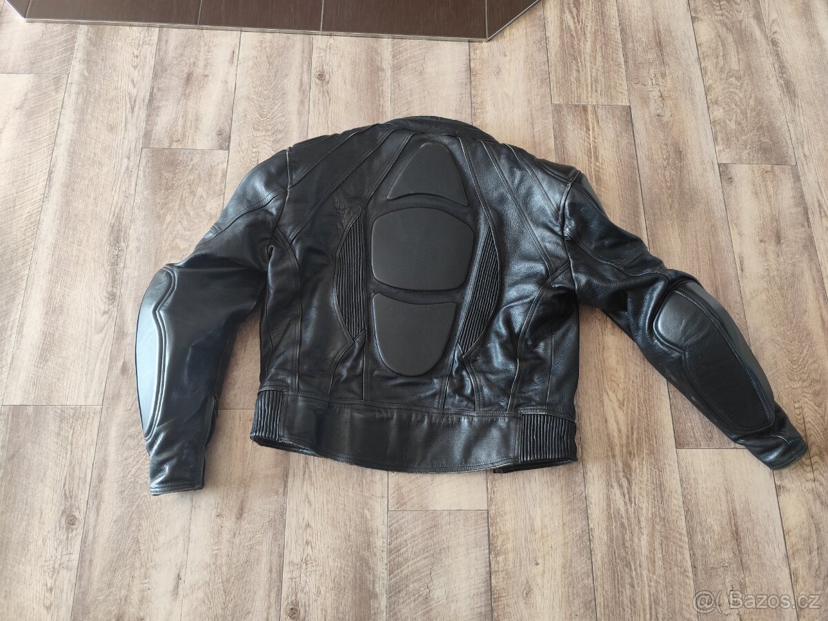 Boty, kalhoty, bunda - 3