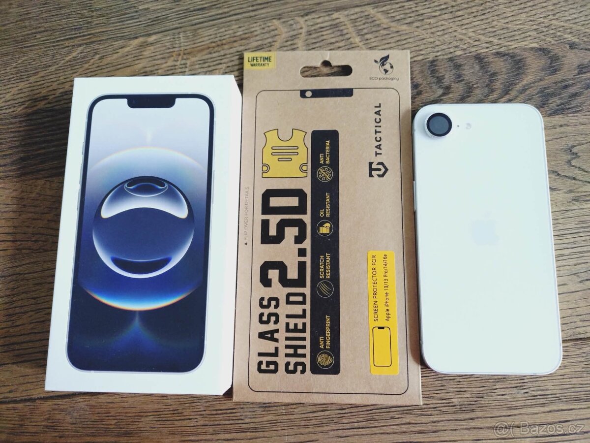 iPhone 16E bílý, 128 GB - 3