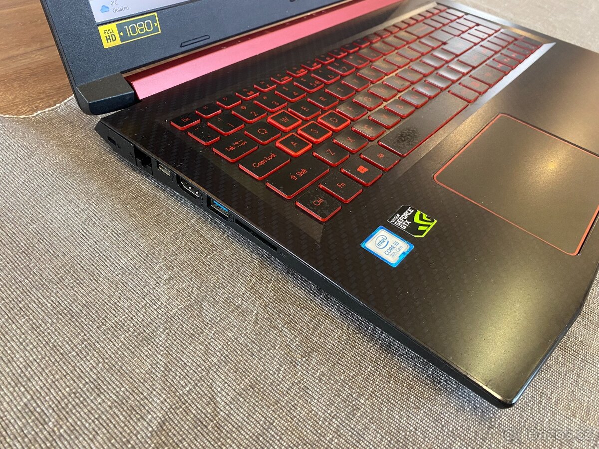Acer Nitro AN515-52 - 3