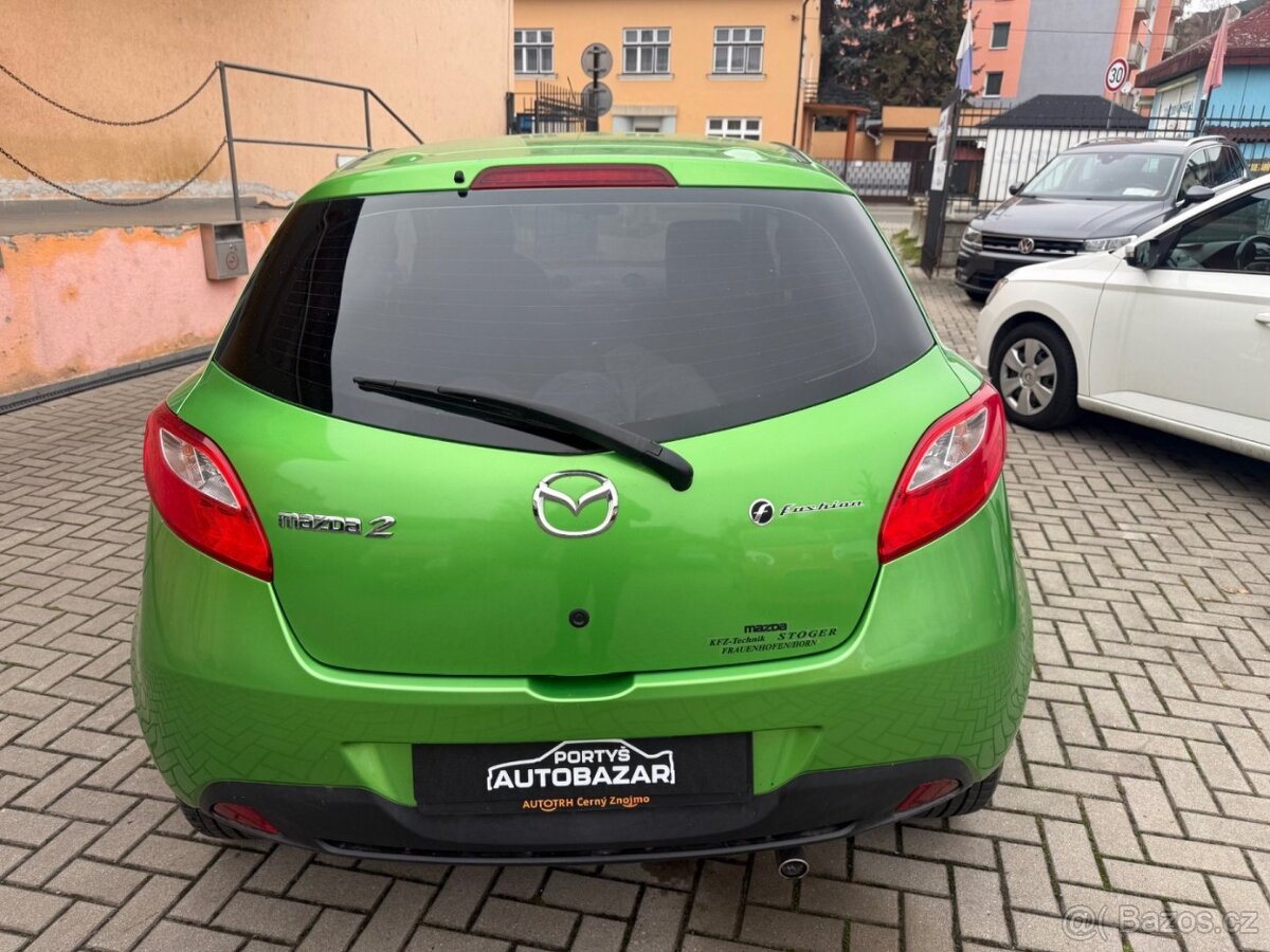 Mazda 2 1.3 - 3
