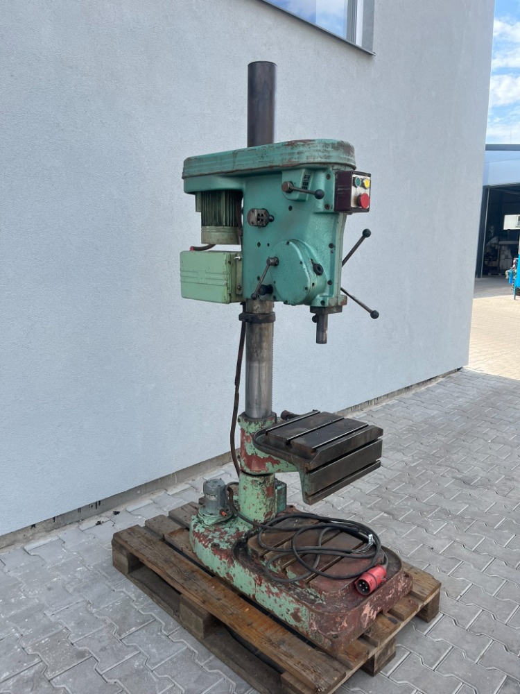 135. Sloupová vrtačka VS 20 A - 3