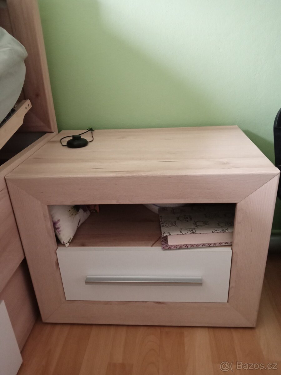 Noční stolky - 3