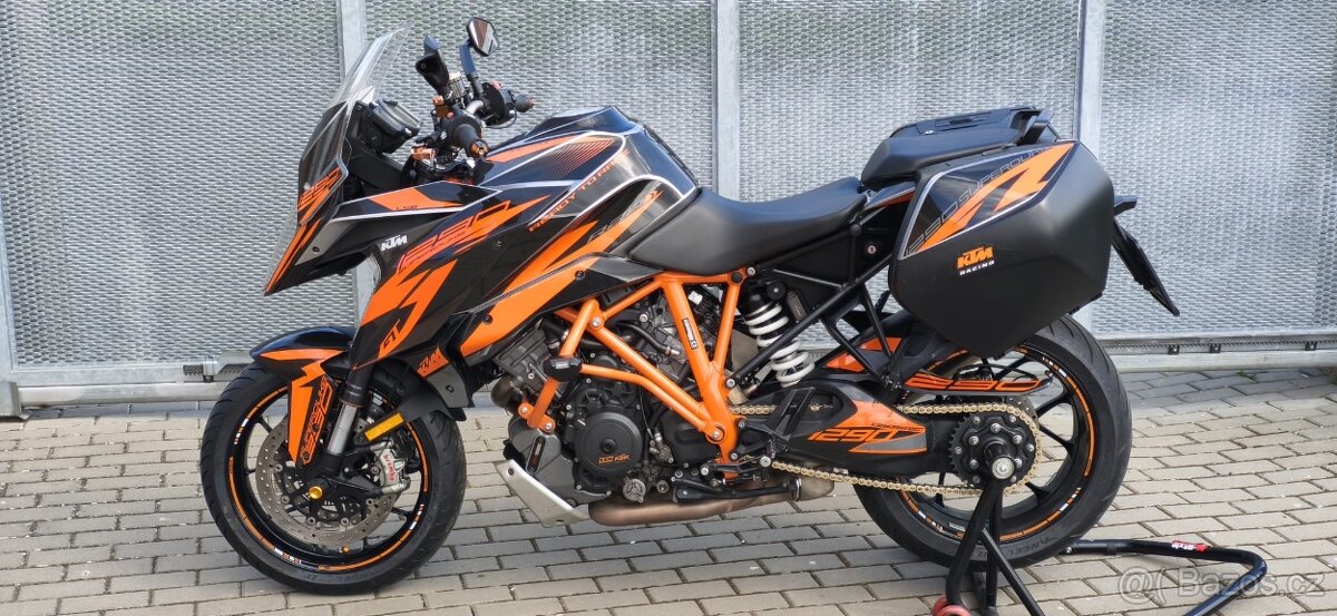 KTM Super Duke GT - 3