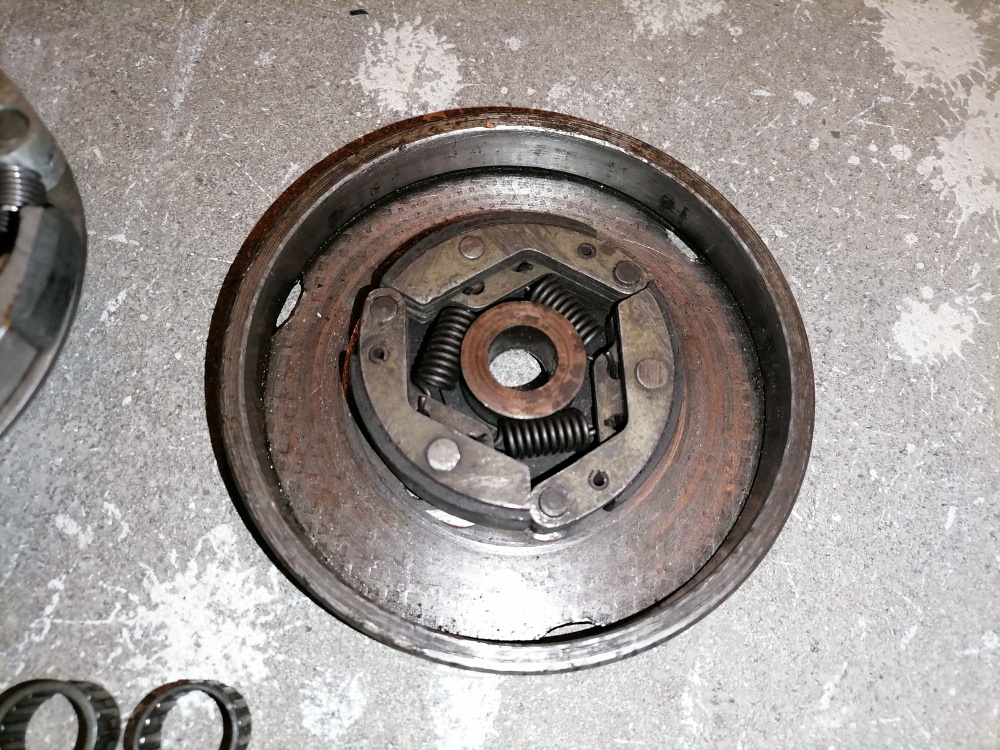 Spojka - Babetta 210 - 3