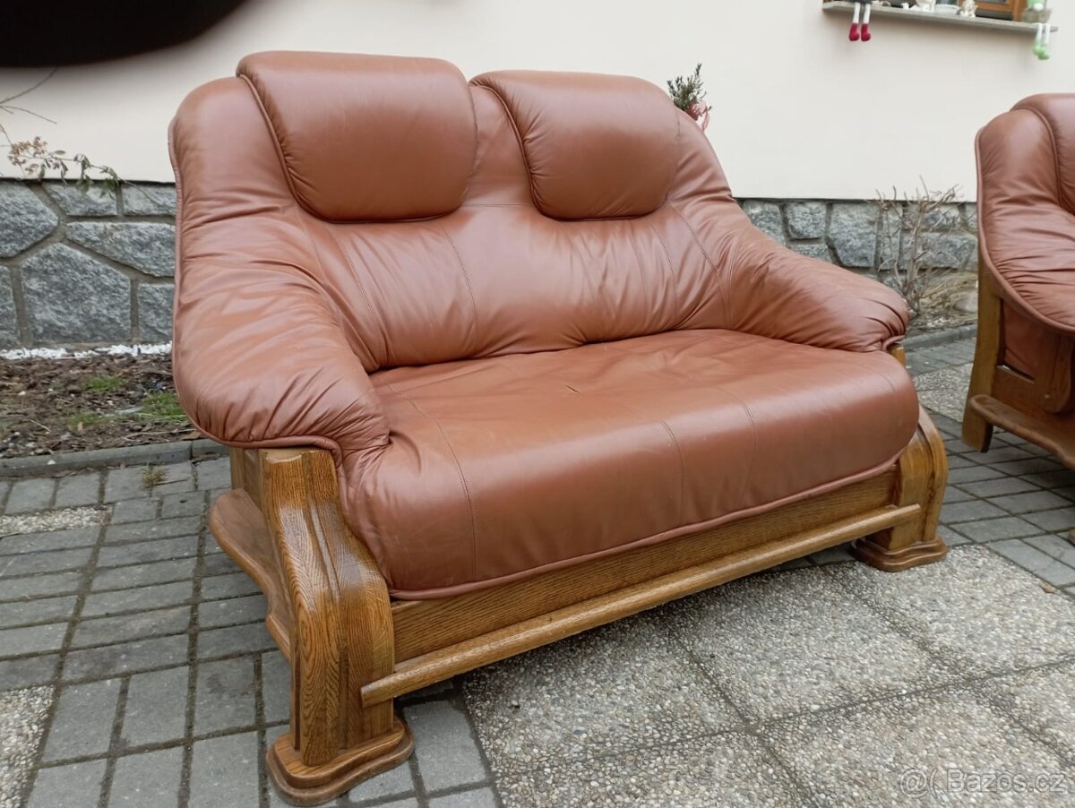 Kožená sedací souprava 3+2 s masivním dřevem - 3