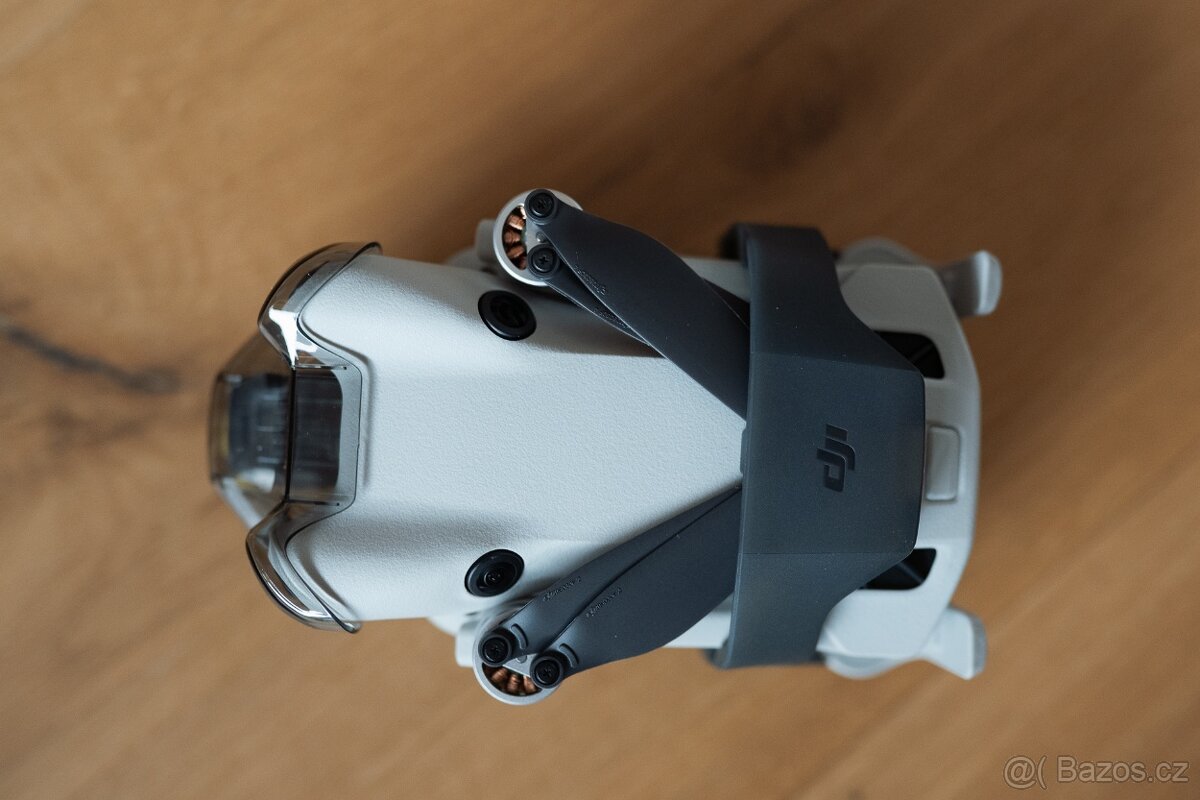 DJI Mini 4 Pro + DJI RC 2 + baterie navíc zdarma - 3