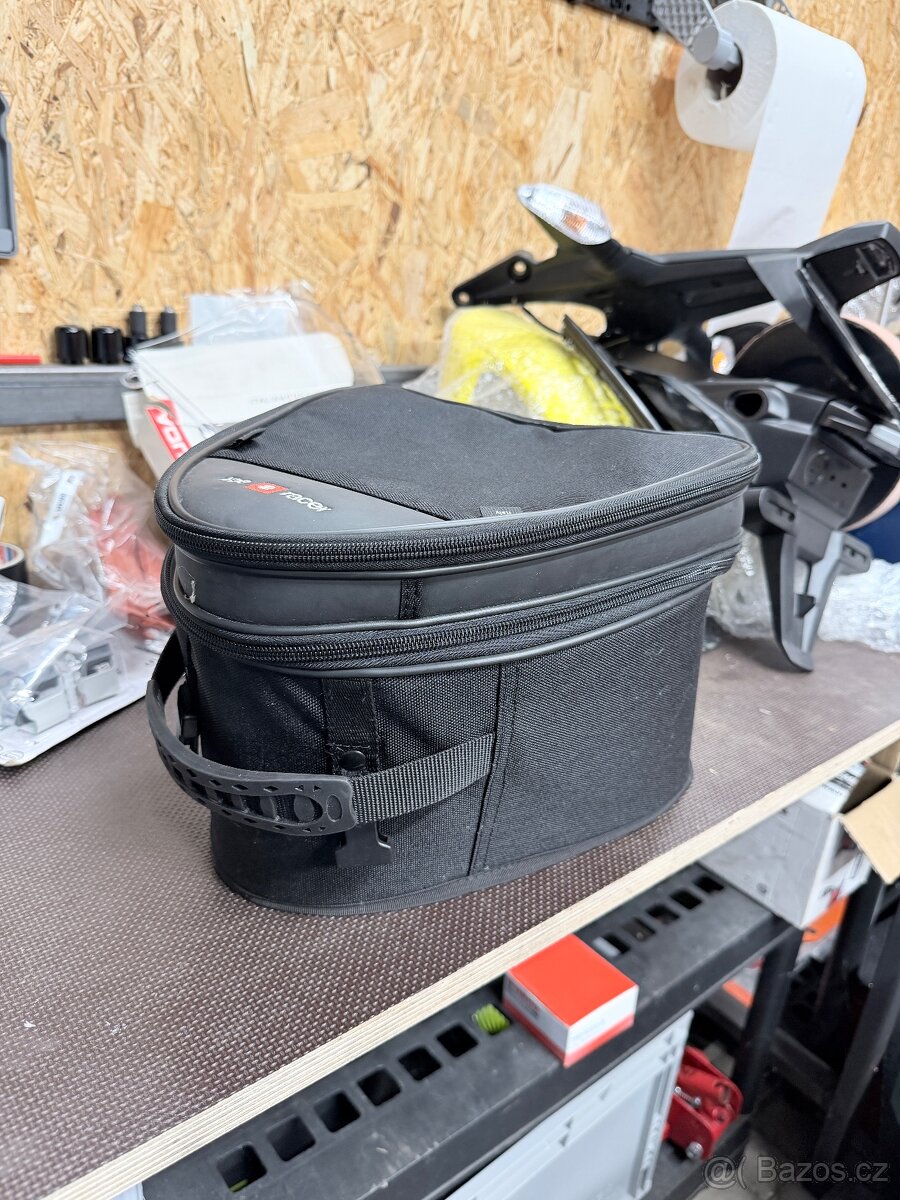 Brašna na sedlo Aprilia TUONO / RS660 a jiné - 3