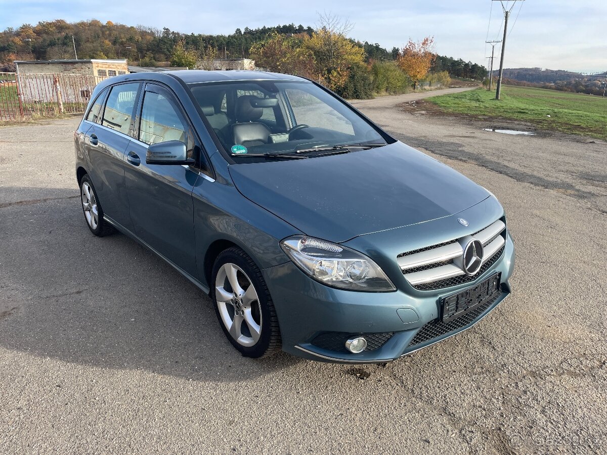 Mercedes-Benz B200 turbo 115kw Sport manuál - 3